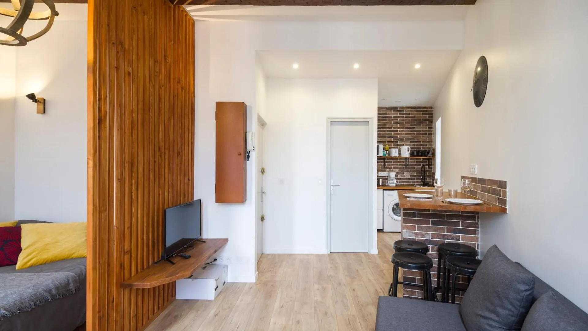 Nationale 2 - St Charles - Reformes - Vieux Port Apartment Marseille